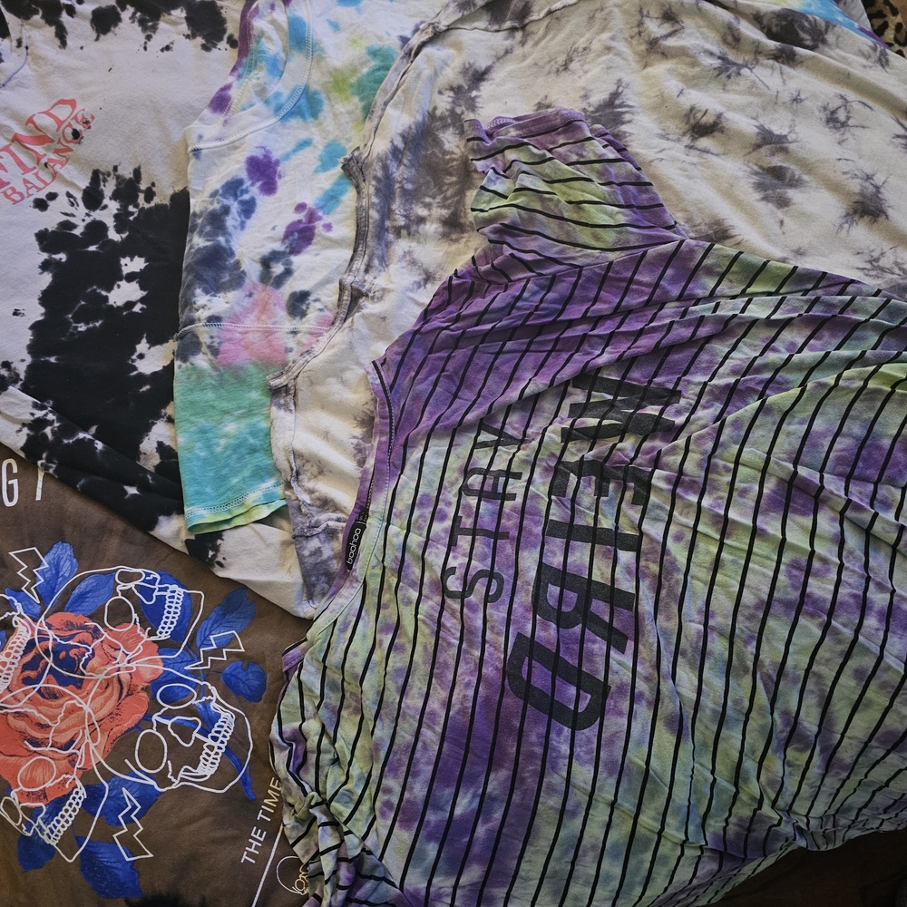 Bundle 5 Tyedye Tshirts